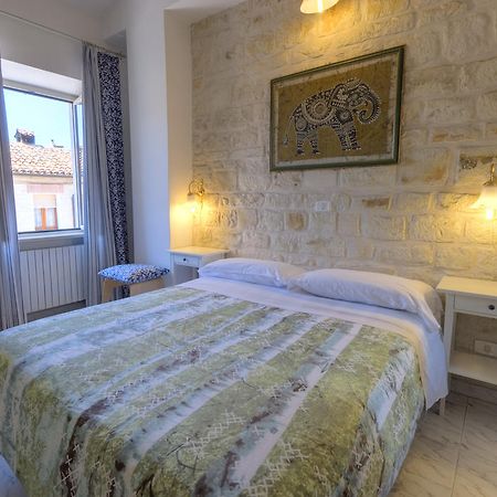 Camere Da Aldo in centro Sirolo Cameră foto